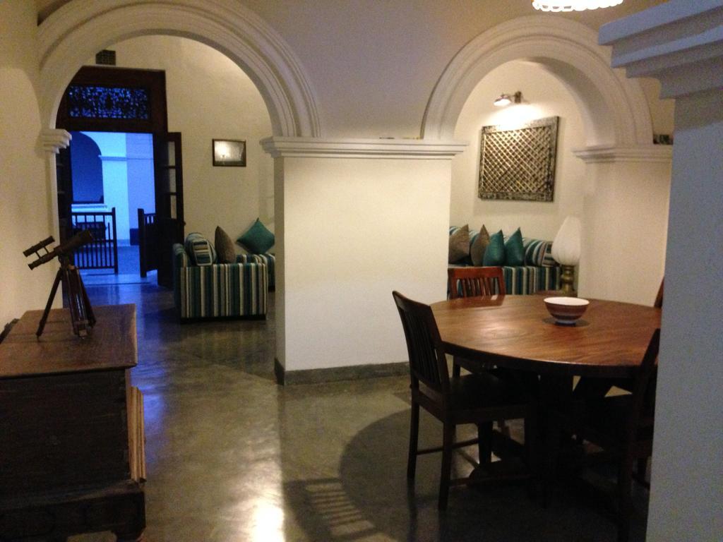Khalid'S Guest House Galle Esterno foto