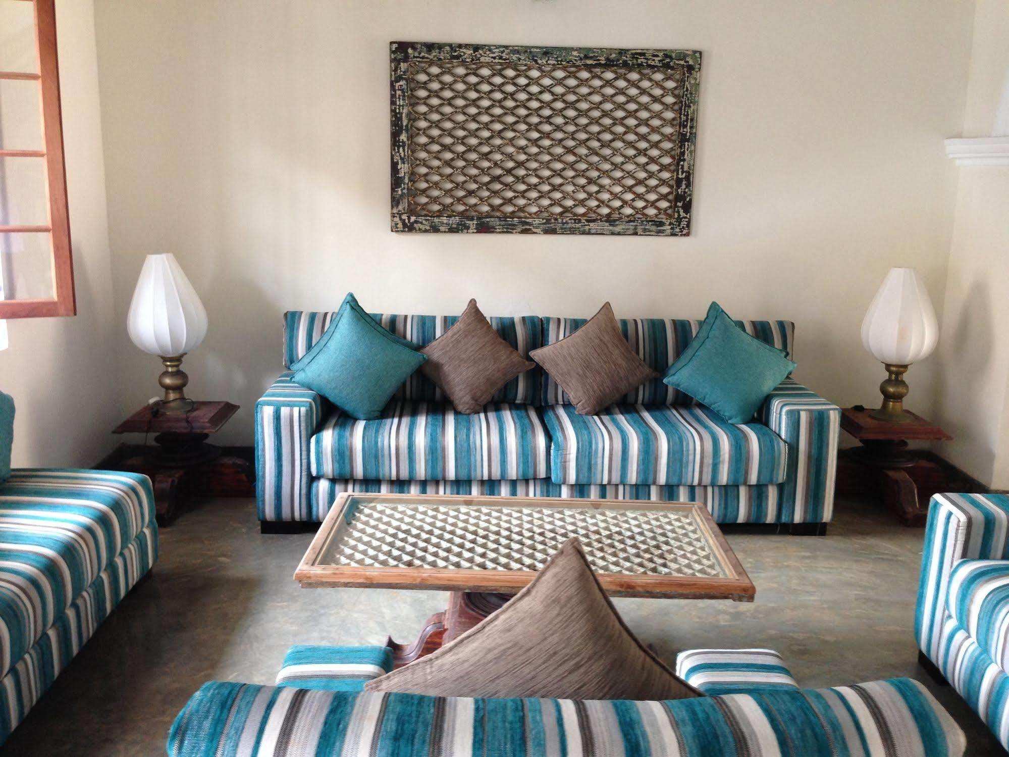 Khalid'S Guest House Galle Esterno foto